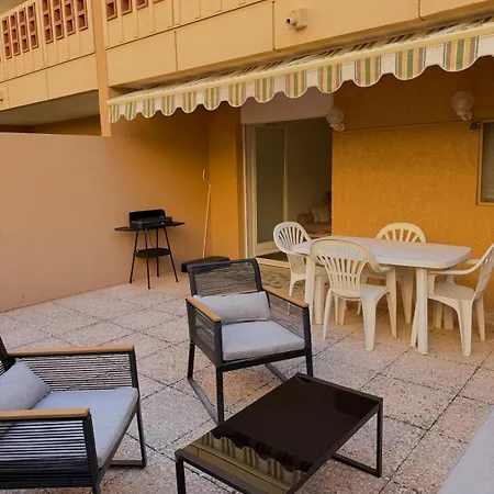 Apartment, Center Of Sainte-maxime, Within Walking Distance *