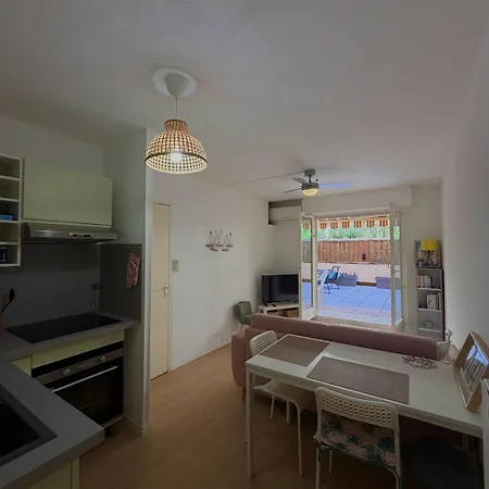 Apartmán Apartment, Center Of Sainte-maxime, Within Walking Distance